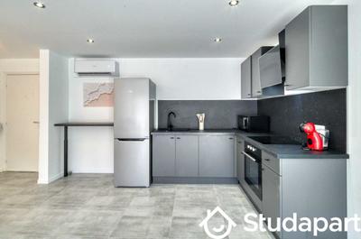 Appartement - 60 m² - 2 pièces