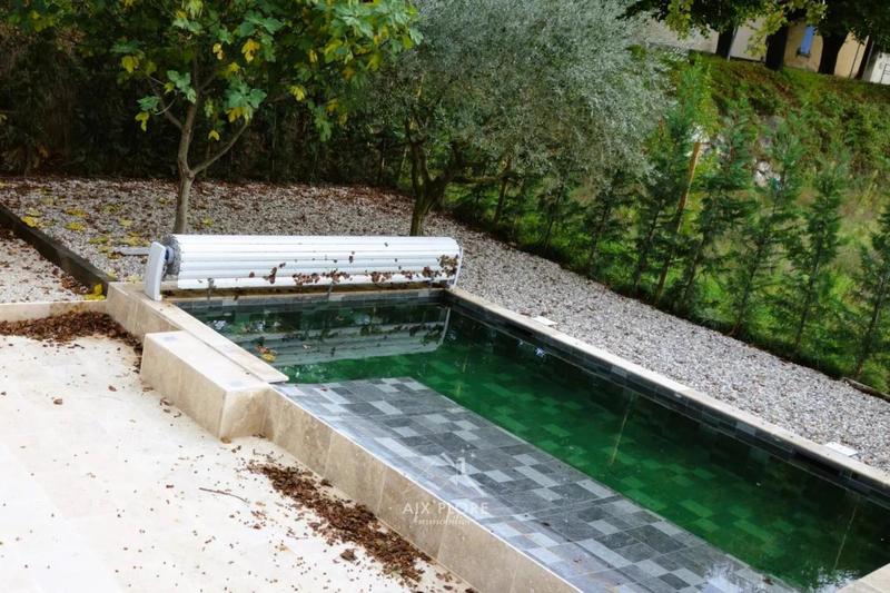 Propriété - 138 m² - 5 pièces