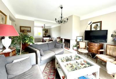 Maison - 164 m² - 6 pièces