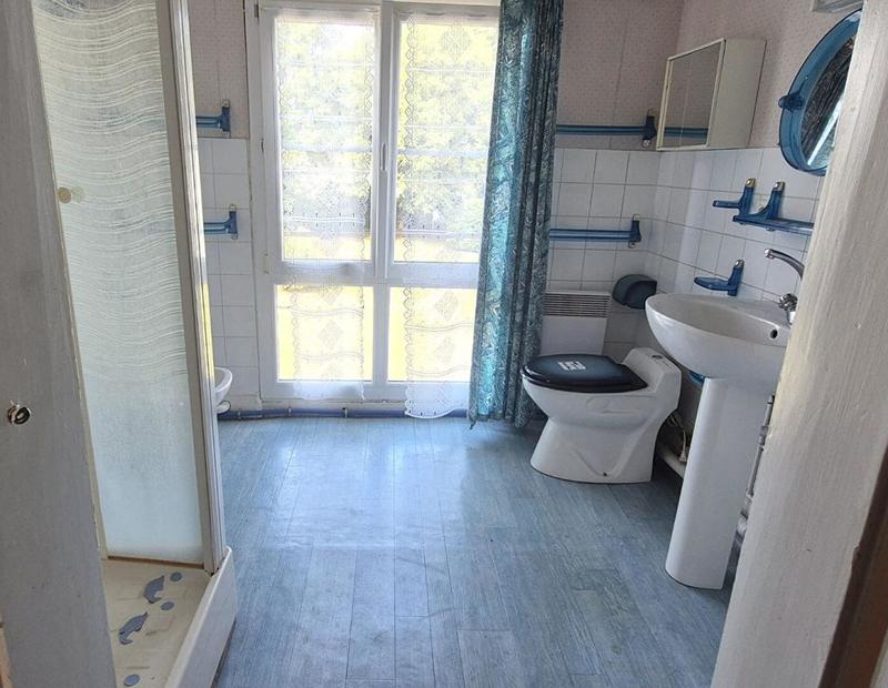 Maison - 396 m² - 16 pièces