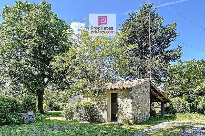 Maison - 185 m² - 9 pièces