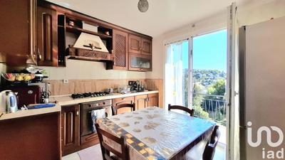 Maison - 123 m² - 6 pièces