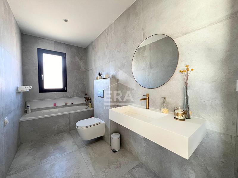 Maison - 138 m² - 5 pièces