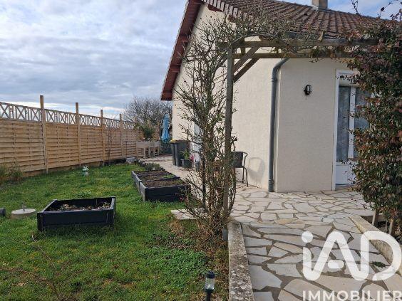 Maison - 105 m² - 5 pièces