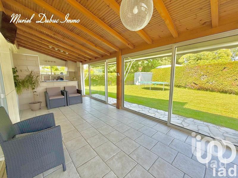 Maison - 200 m² - 7 pièces