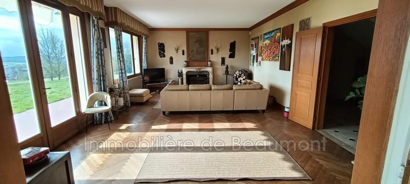 Maison - 317 m² - 12 pièces