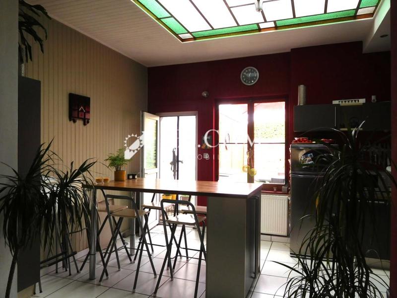 Maison - 91 m² - 6 pièces