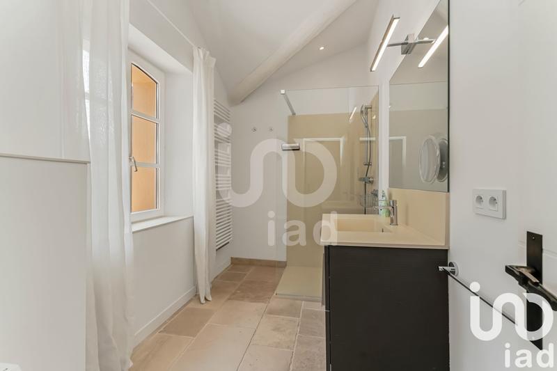 Maison - 233 m² - 8 pièces