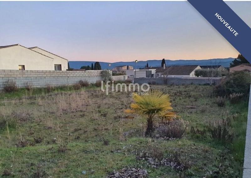 Terrain - 616 m²
