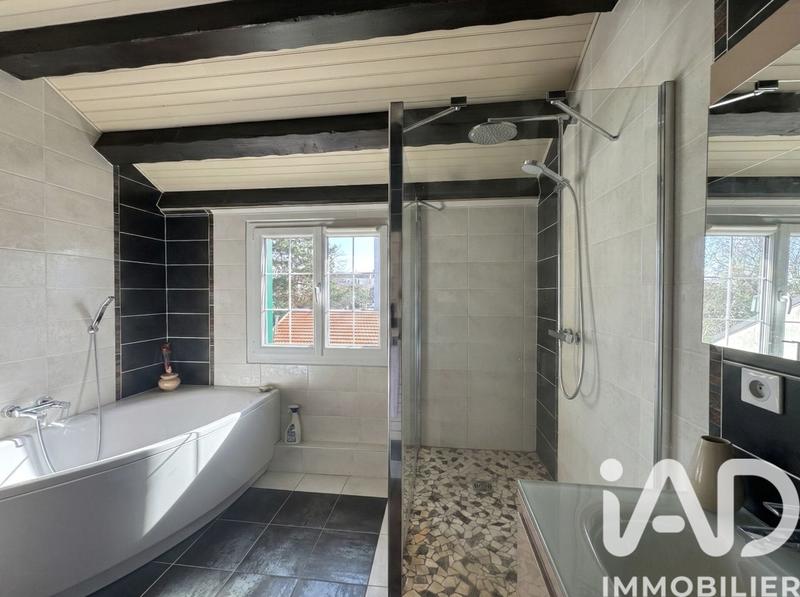 Maison - 160 m² - 6 pièces