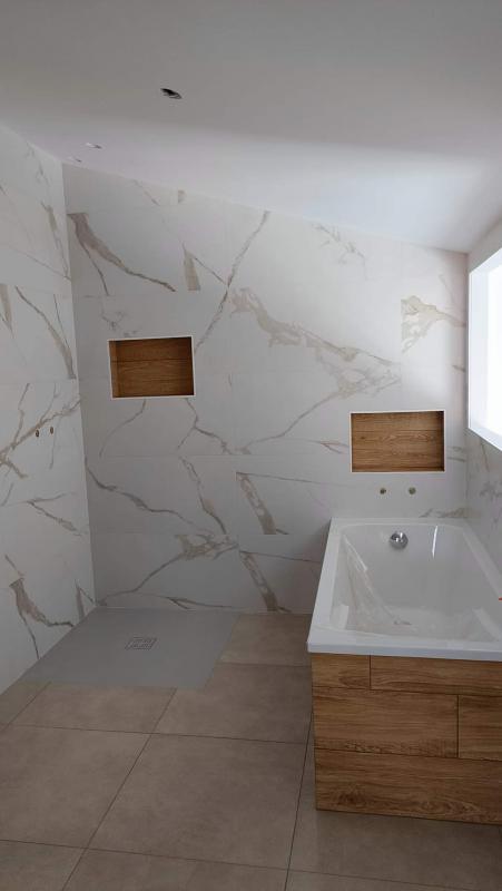 Maison - 600 m² - 4 pièces