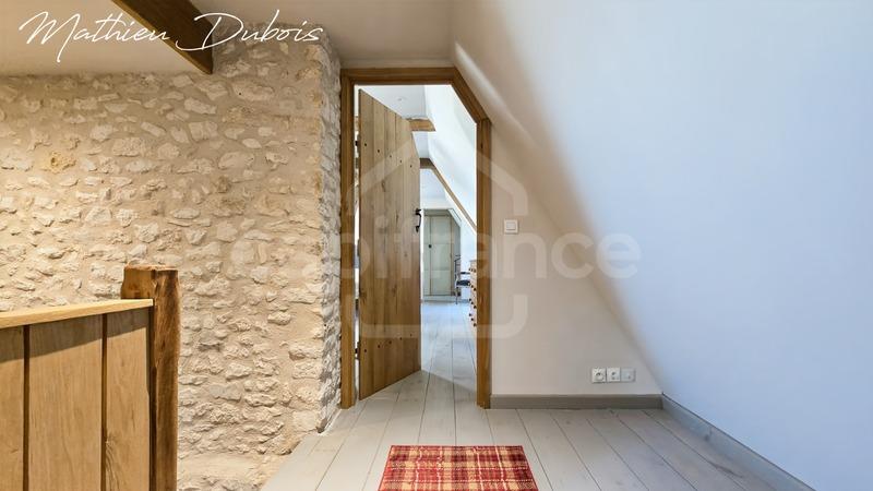 Propriété - 271 m² - 12 pièces
