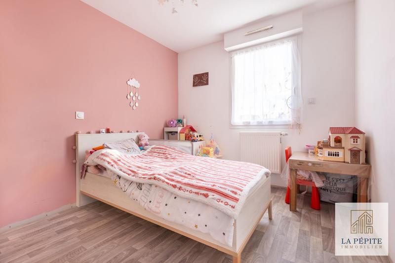 Maison - 94 m² - 5 pièces