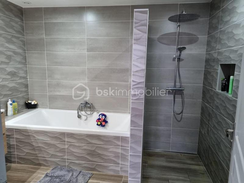 Maison - 133 m² - 5 pièces