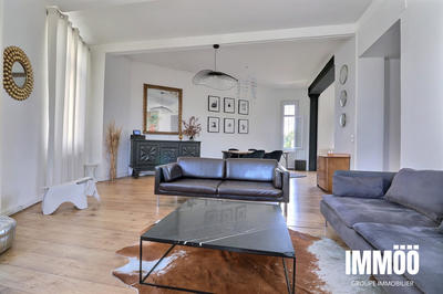 Appartement - 174 m² - 5 pièces