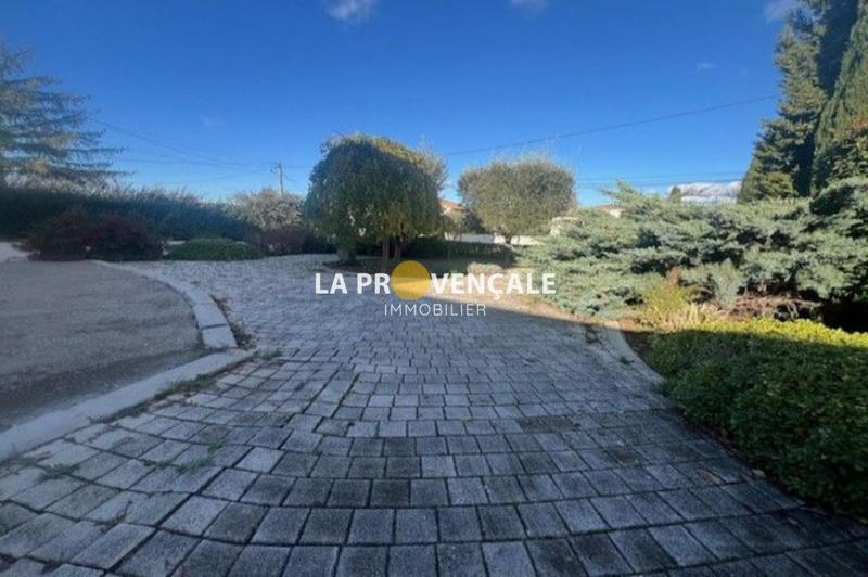 Terrain constructible - 400 m²