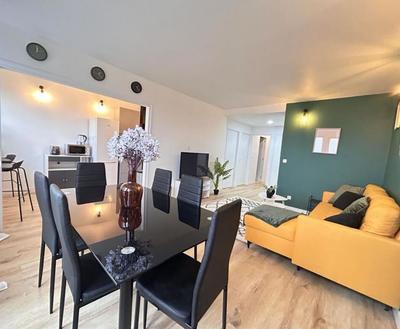 Appartement - 92 m² - 5 pièces