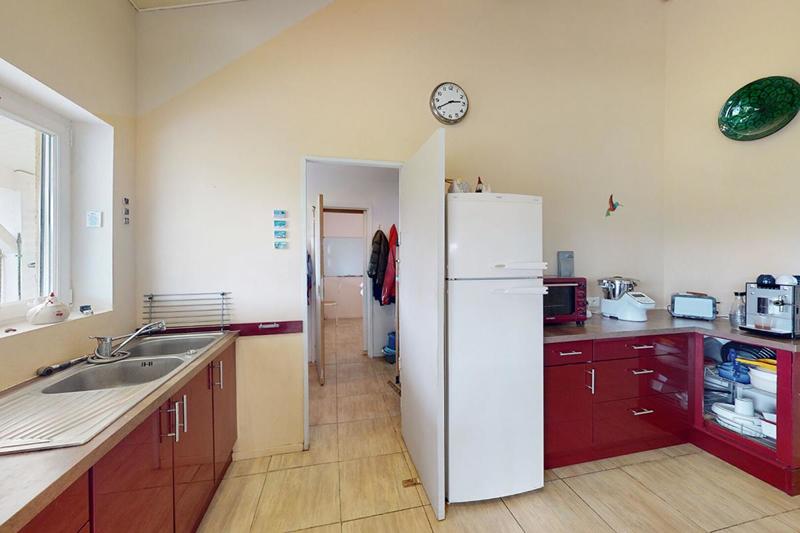 Maison - 169 m² - 6 pièces