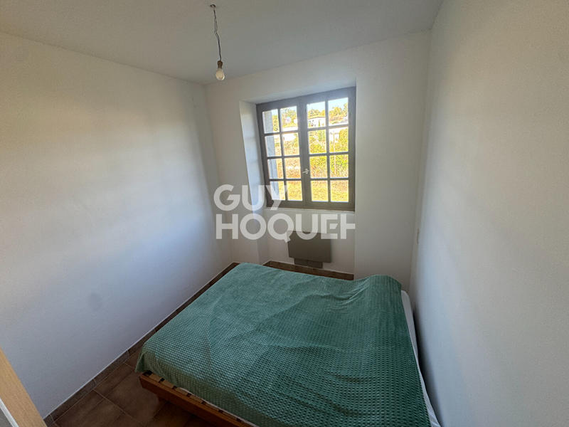 Maison - 400 m² - 9 pièces