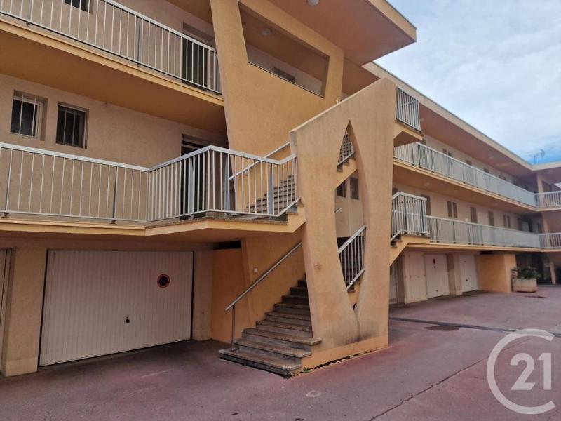 Studio - 24 m² - 1 pièce