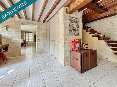 Maison - 195 m² - 8 pièces