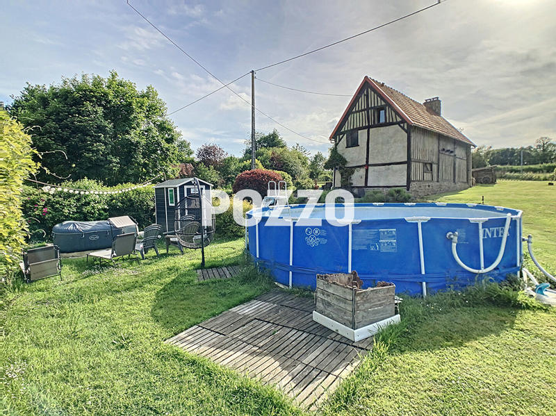 Maison - 230 m² - 8 pièces