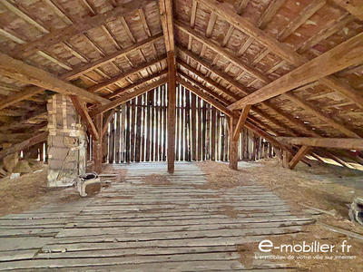 Maison ancienne - 400 m² - 4 pièces