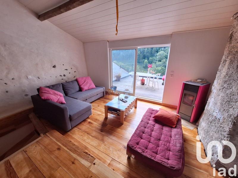 Maison de village - 80 m² - 5 pièces