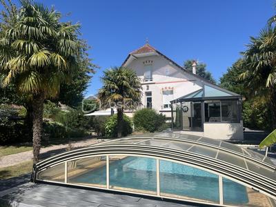 Maison - 170 m² - 6 pièces