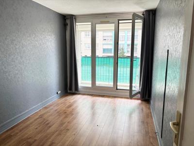 Appartement - 96 m² - 5 pièces