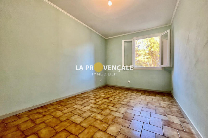 Appartement - 79 m² - 4 pièces