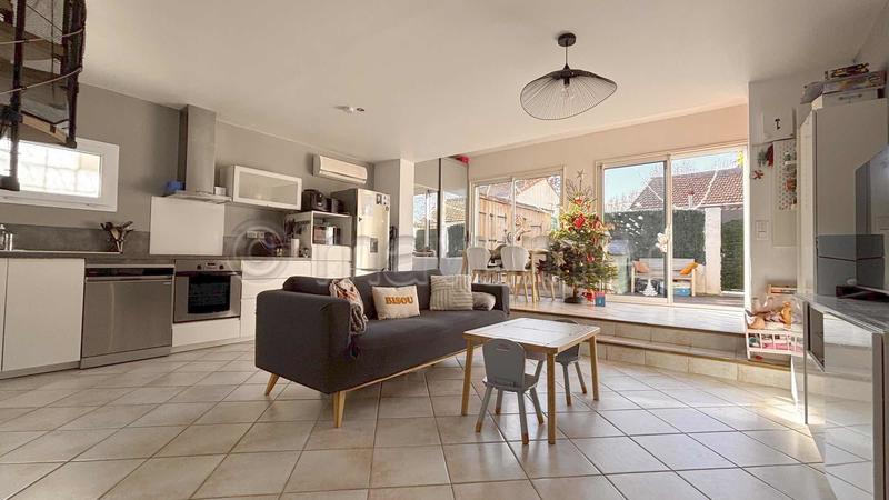 Maison - 70 m² - 3 pièces