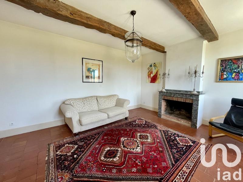 Maison - 235 m² - 6 pièces