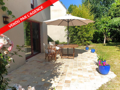 Demeure - 163 m² - 7 pièces