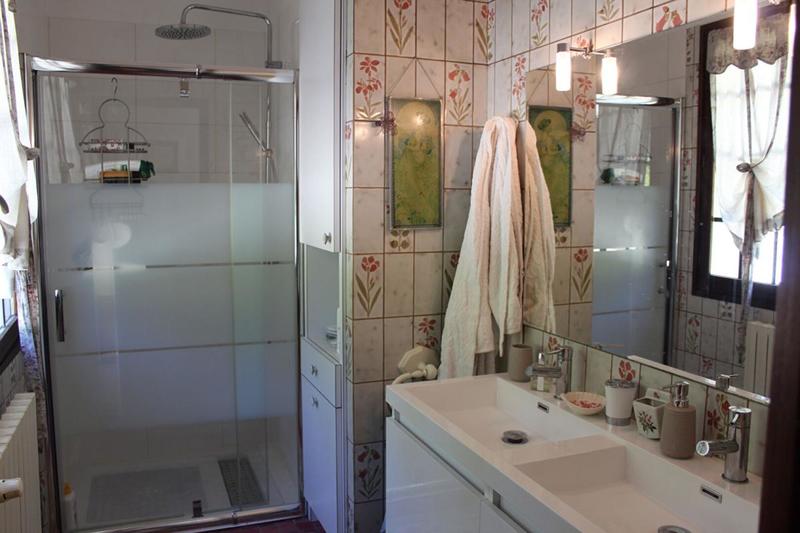 Maison - 300 m² - 8 pièces