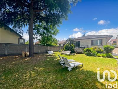 Maison - 176 m² - 7 pièces