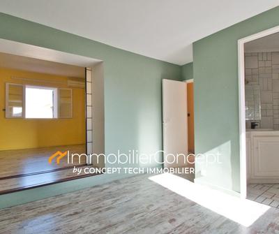 Maison traditionnelle - 139 m² - 8 pièces