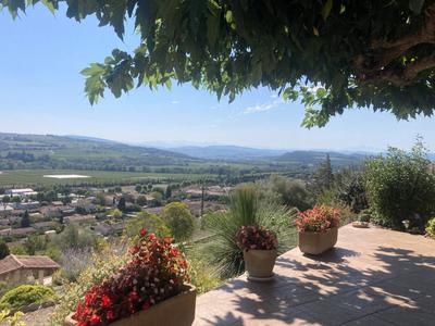 Villa - 140 m² - 7 pièces