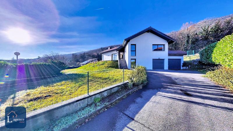 Maison - 174 m² - 6 pièces