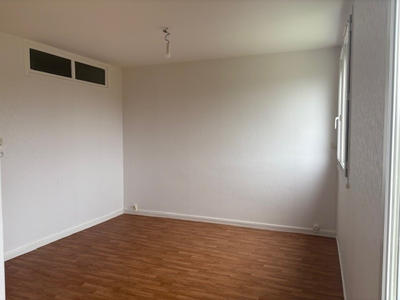 Appartement - 67 m² - 4 pièces