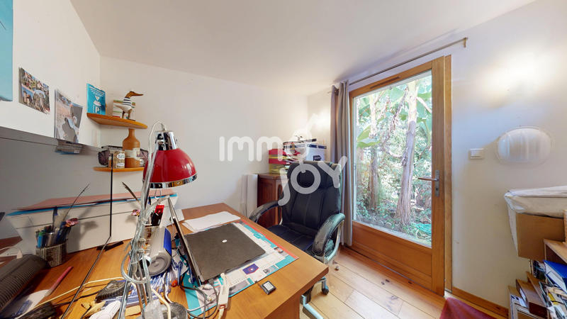 Maison - 93 m² - 4 pièces