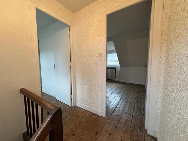 Maison - 98 m² - 4 pièces