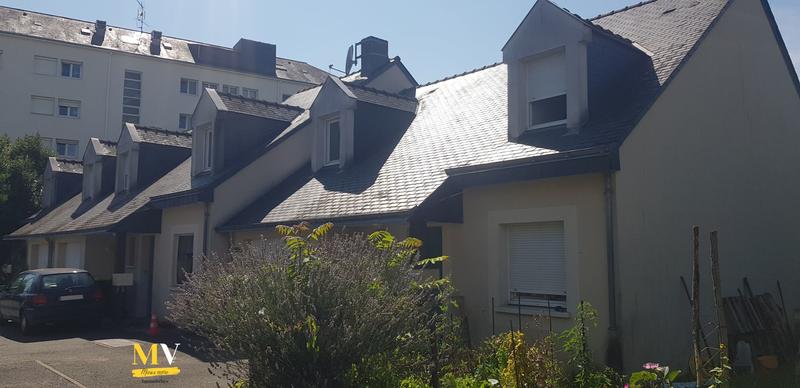 Maison jumelée - 412 m² - 20 pièces