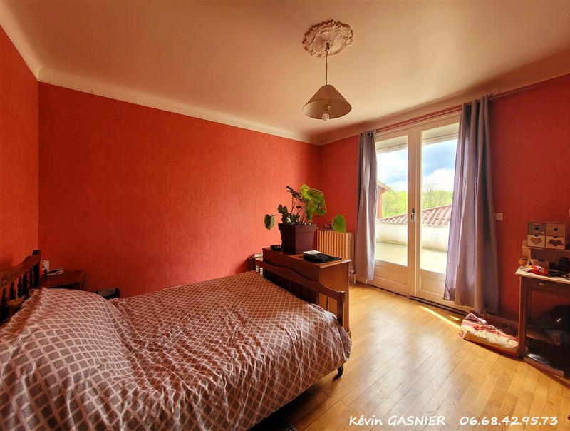 Maison - 430 m² - 14 pièces