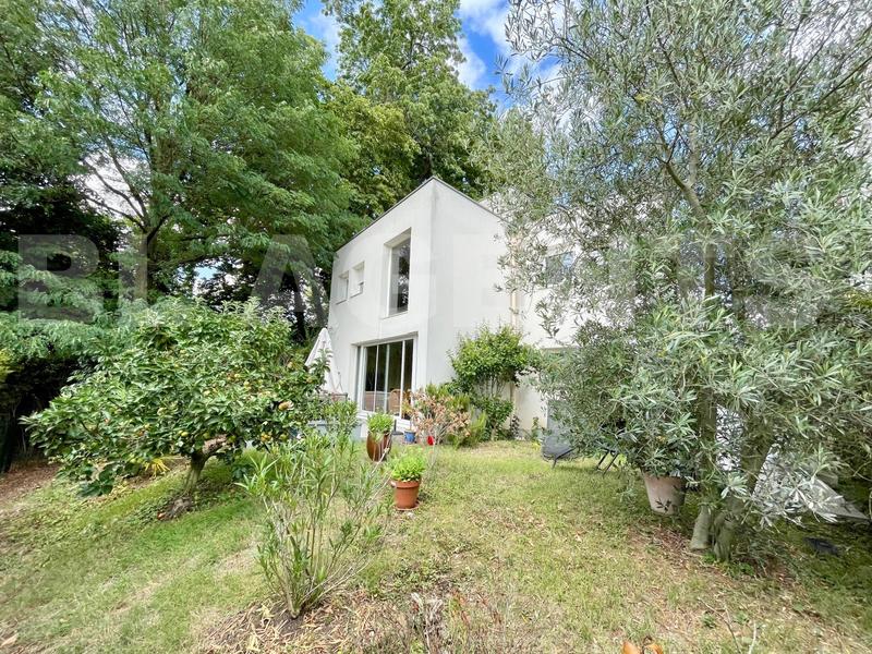 Appartement - 117 m² - 5 pièces