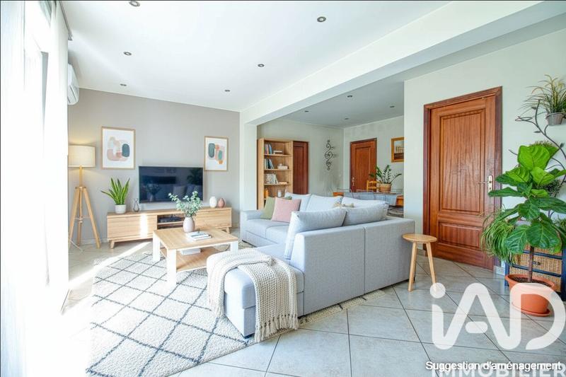 Maison - 120 m² - 6 pièces