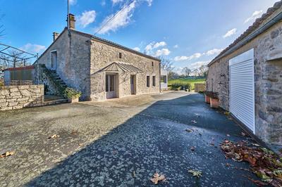 Maison - 189 m² - 6 pièces