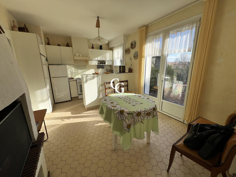 Maison - 208 m² - 6 pièces