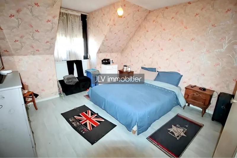 Maison - 98 m² - 6 pièces