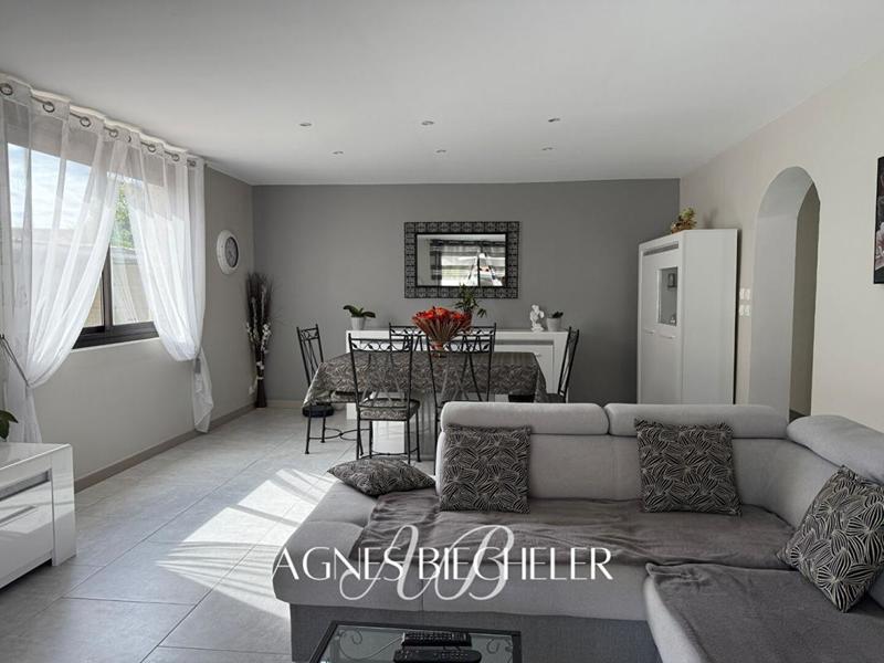 Maison - 159 m² - 6 pièces